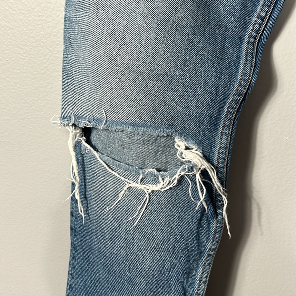 REVOLVE Jane Straight Jean in Ball of Confusion GRLFRND
Color:Ball of Confusion - Picture 7 of 11